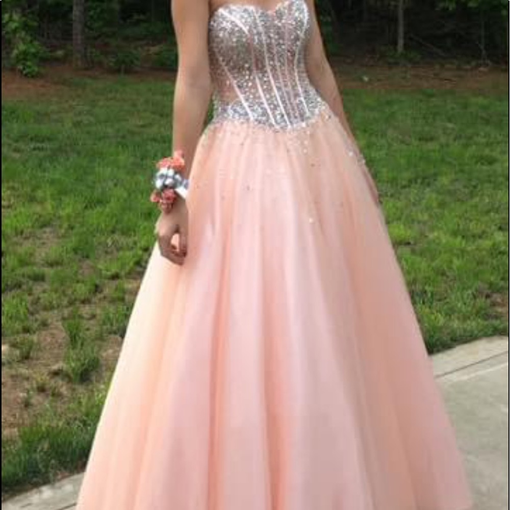 Prom dress